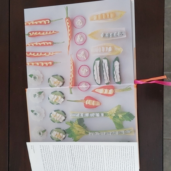 Martha Stewart Hors D'oeuvres Handbook - Picture 3 of 9